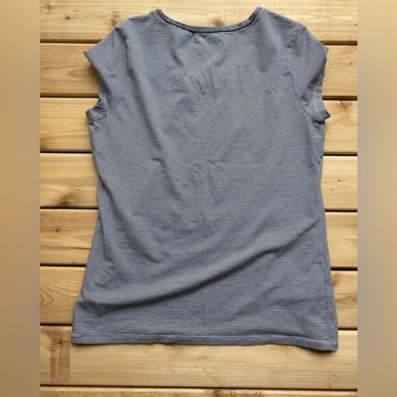 Eddie Bauer Crew Short Sleeve Top - Picture 2 of 5